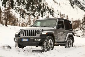 Jeep Wrangler Sahara 2018 года